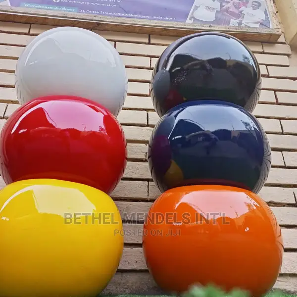 Bulk Sales of 25cm Round Ball Fiberglass Flower Pots