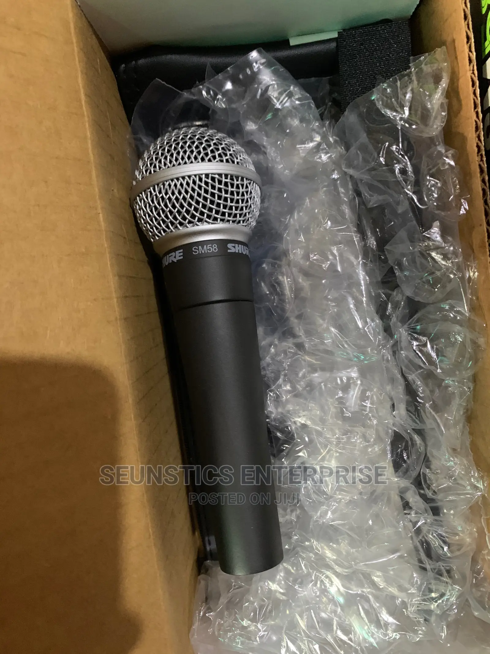New Quality Shure SM 58 Dynamic Microphone