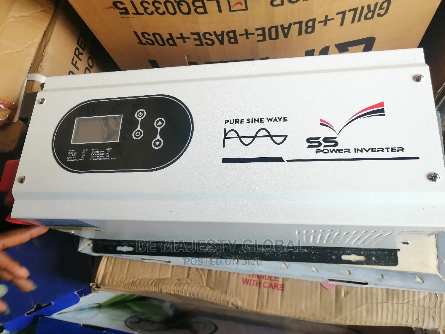 1.5kva 24V Pure Sine Wave Ss Power Inverter