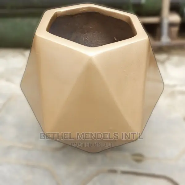 Sales of Quality Decagon Fiberglass Flower Pots