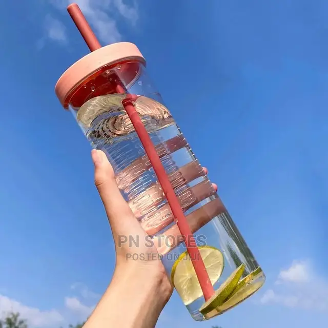 700ml Transparent Fruit Filter Straw Bottle