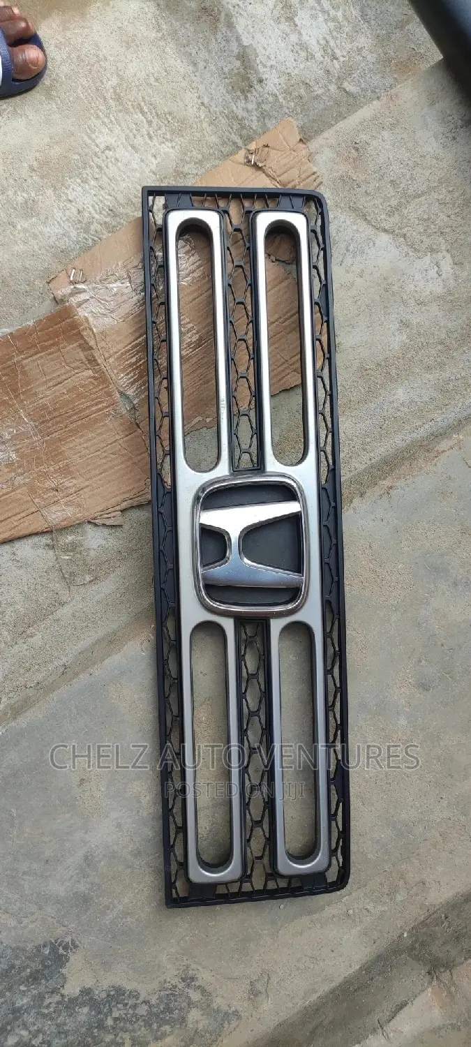 Front Grille Honda Ridgeline