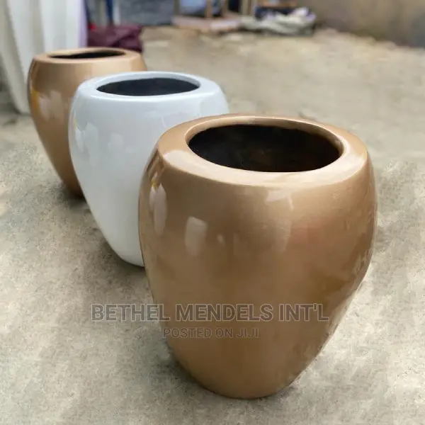 40cm Apple Fiberglass Flower Pot | Wholesales of Flower Pots