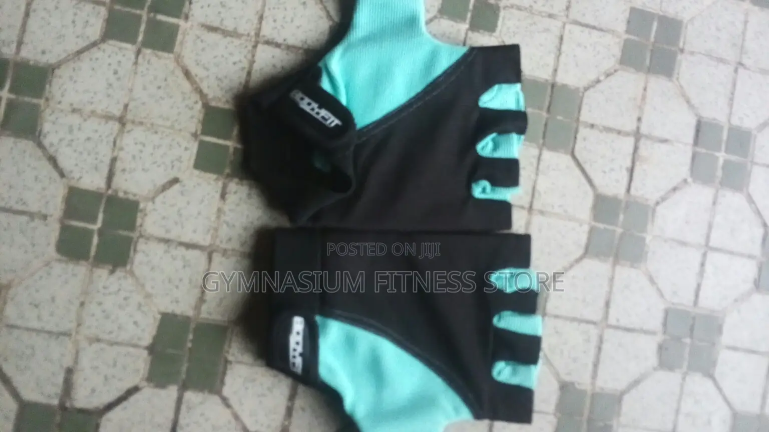 Gym Gloove