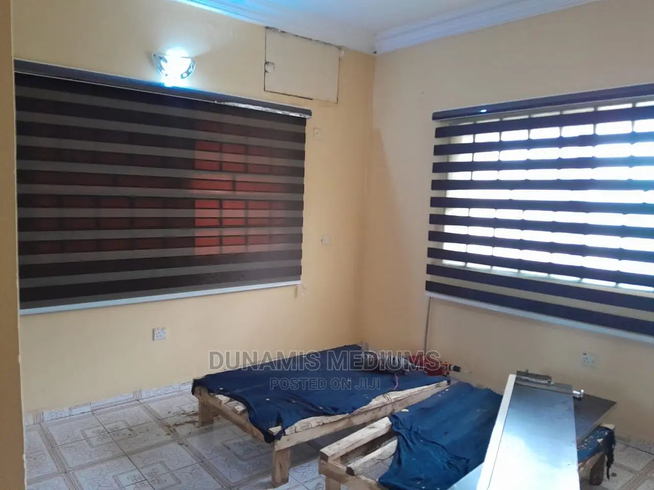 Day and Night Window Blinds.