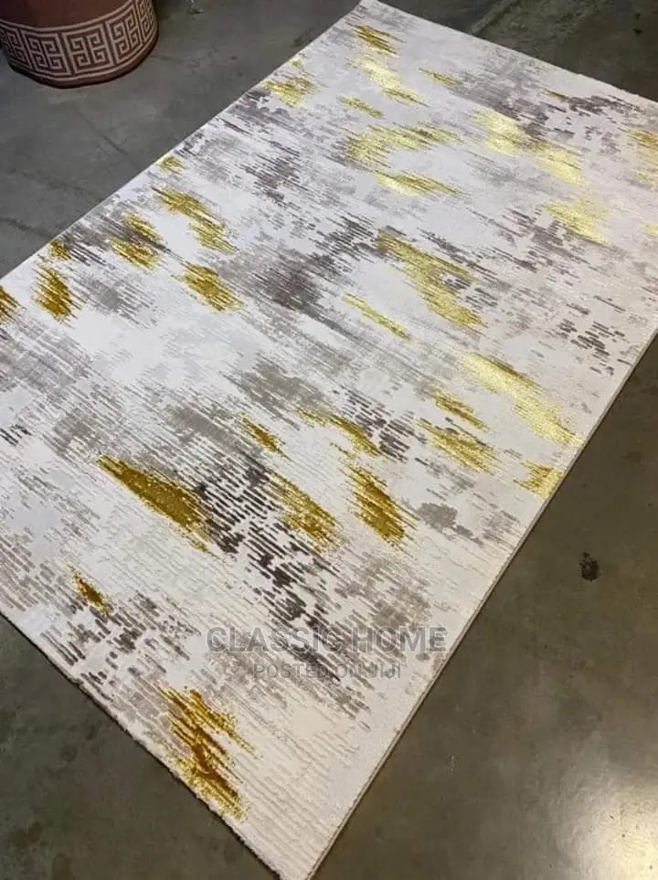 Quality Living Room Designed Super Soft Center Rug.
