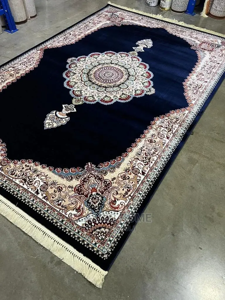 Quality Living Room Designed Super Soft Center Rug. 