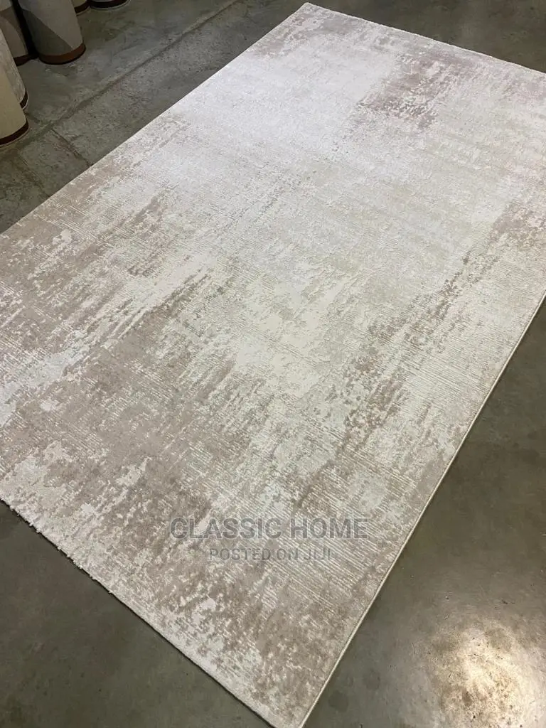Quality Living Room Designed Super Soft Center Rug.
