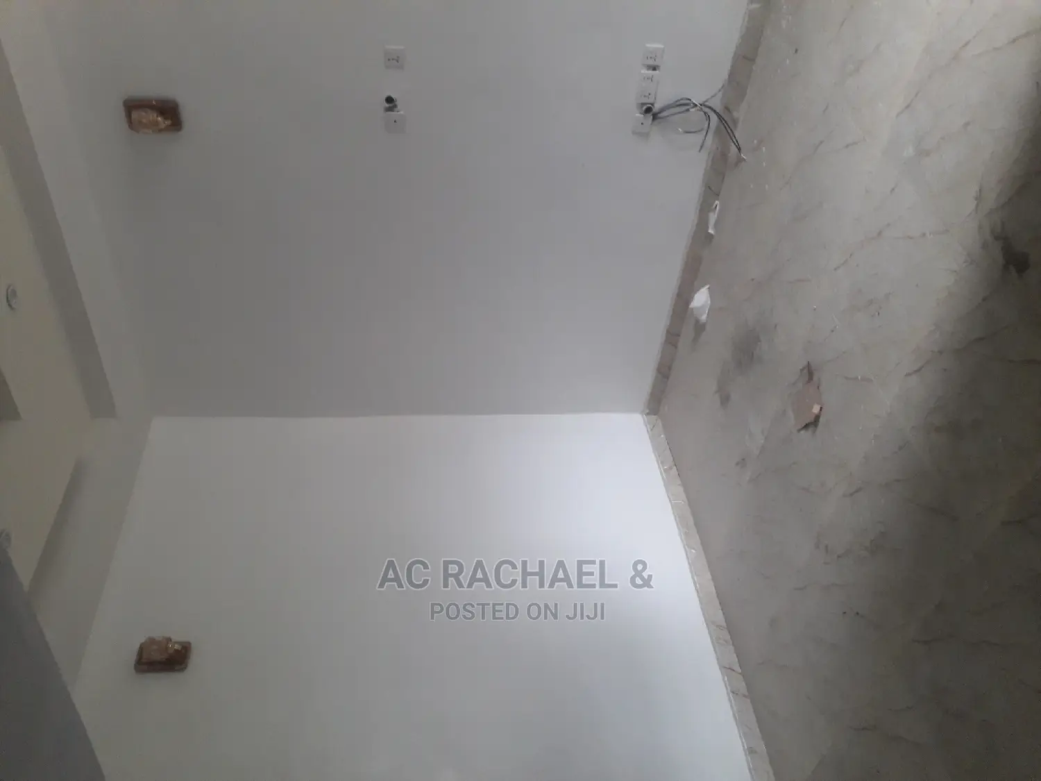 2bdrm Apartment in Greenfield Estate, Ago Palace for rent