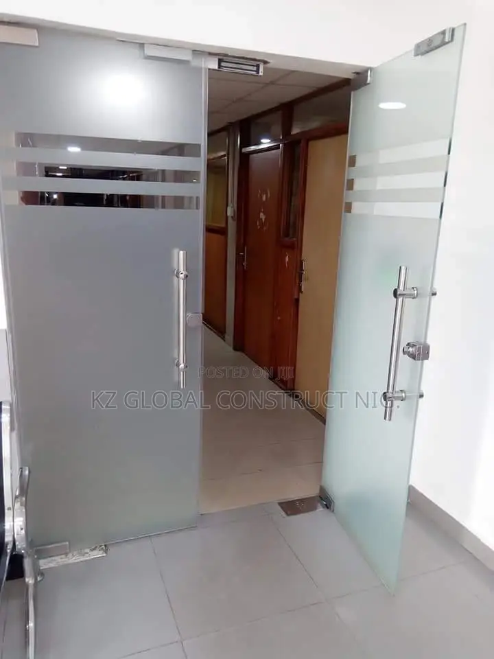 10mm Plain Glass Double Leaf Swing Door