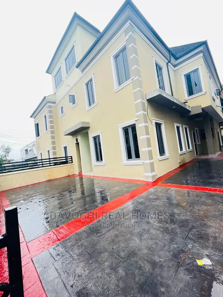 3bdrm Duplex in Chevron Second Toll, Lekki for sale