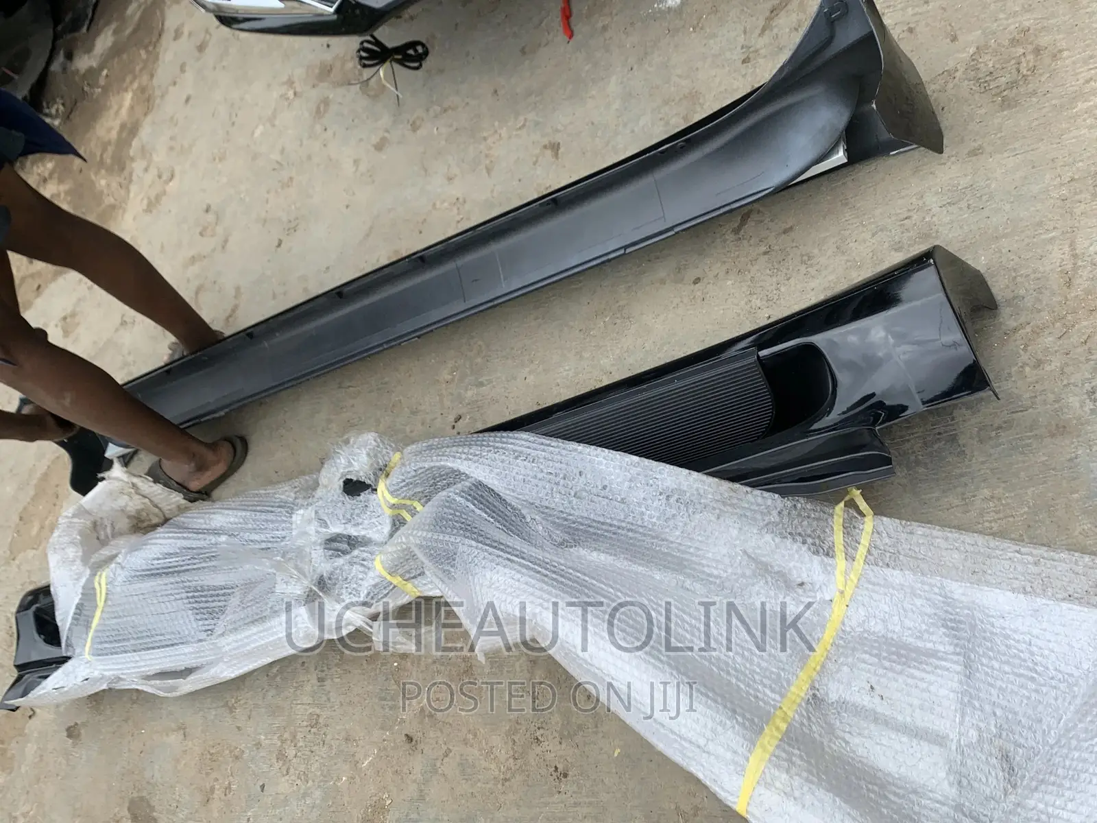 Side Step for Prado Available as Seen