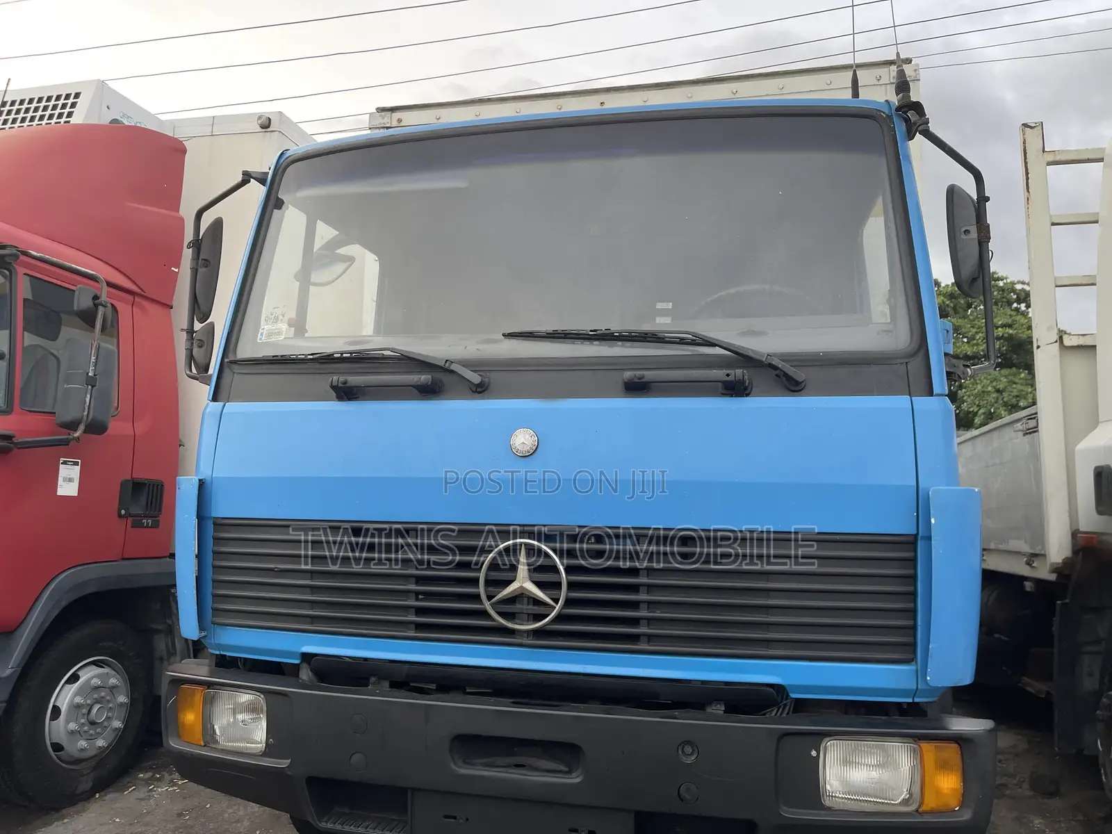 Mercedes-Benz 1117 Container Body