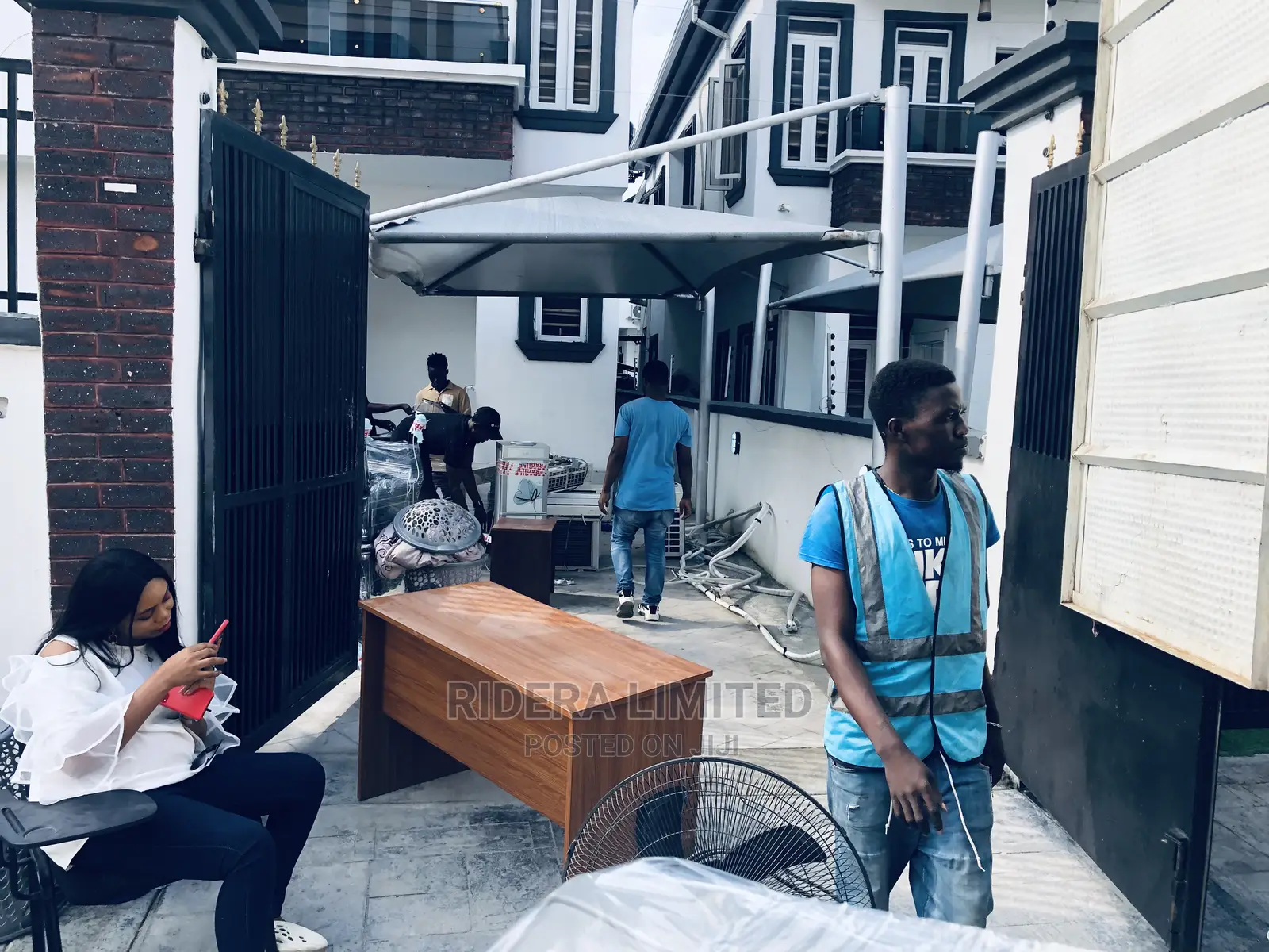 Moving Van for Logistics in Ikeja