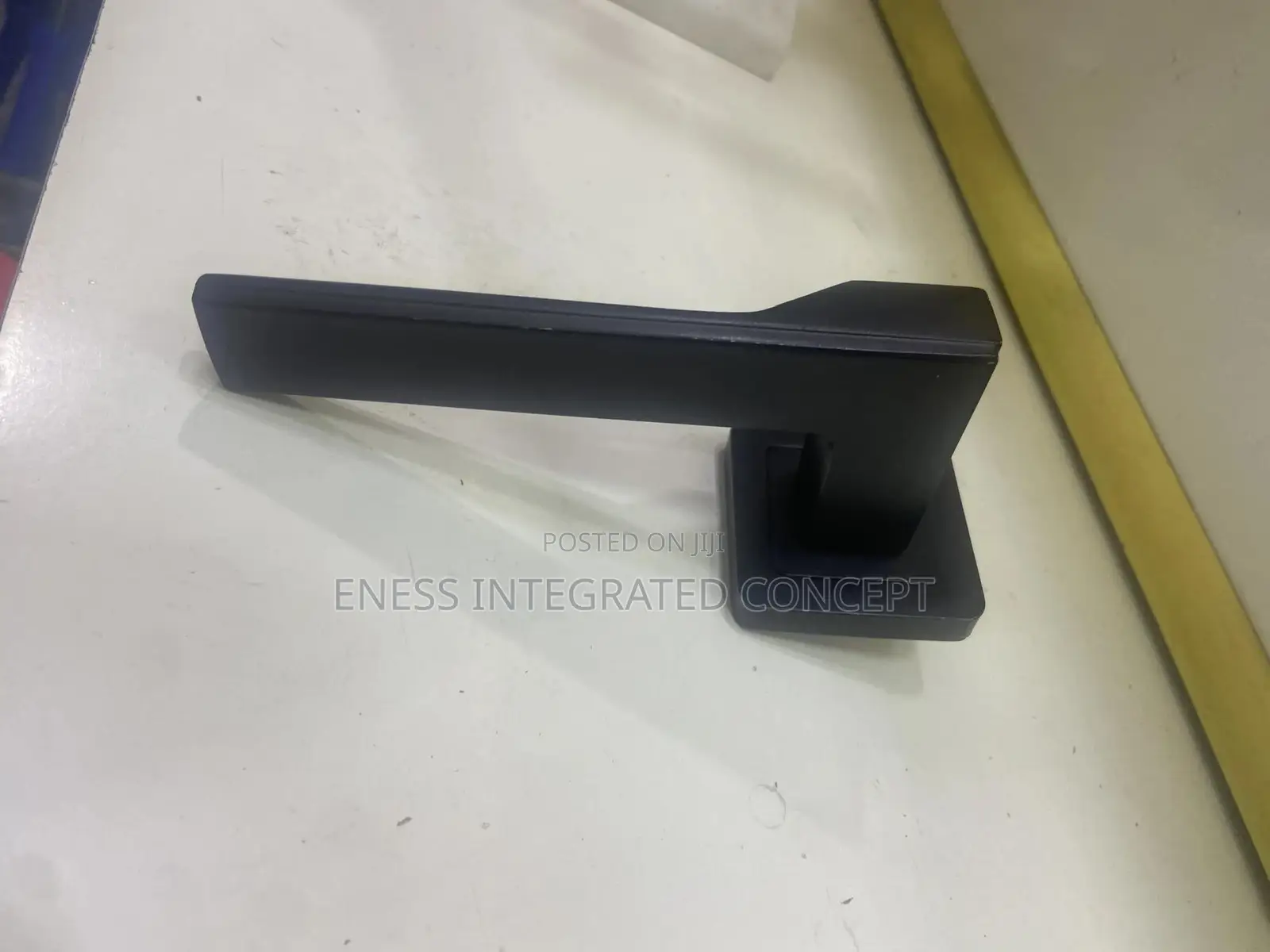 Black Coated Luxury Handle