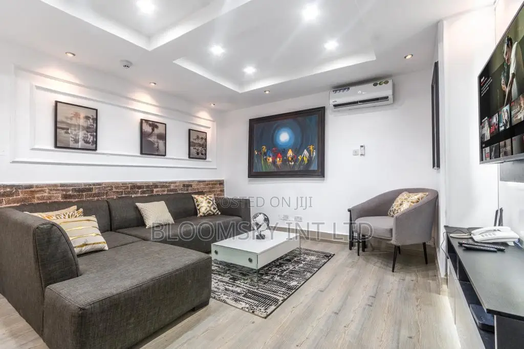 Luxe 1 Bed in a Choice Location in Ikoyi