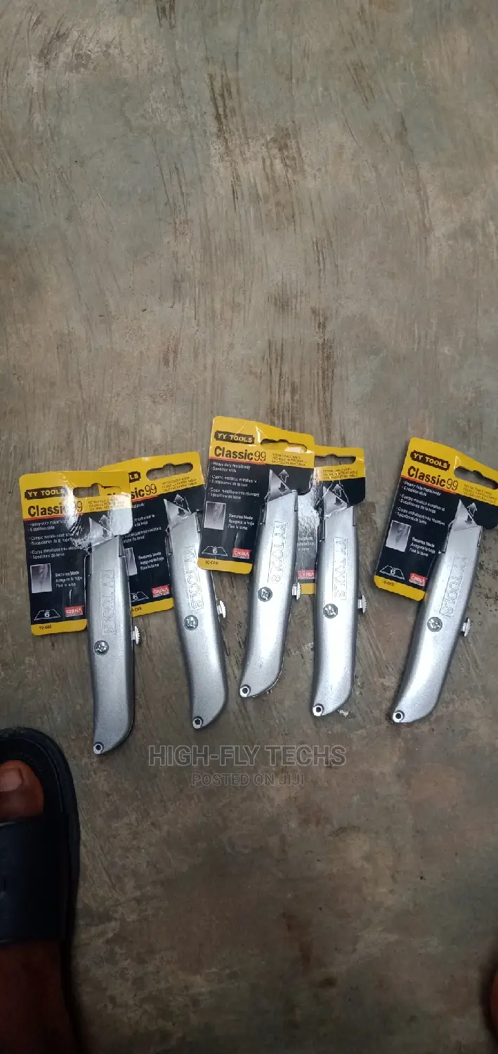 Classic99 Retractable Knife