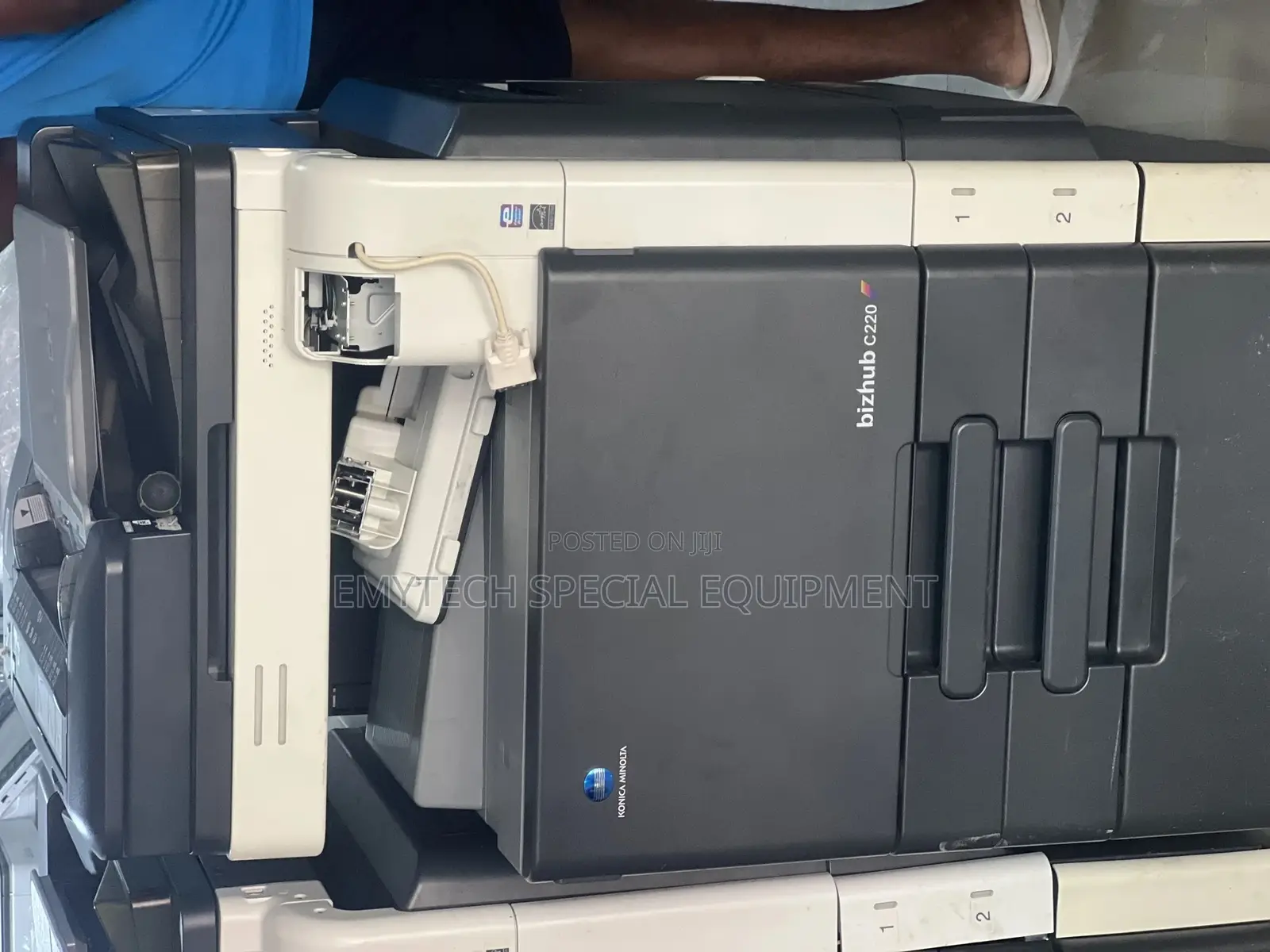 Konica Minolta Bizhub C220