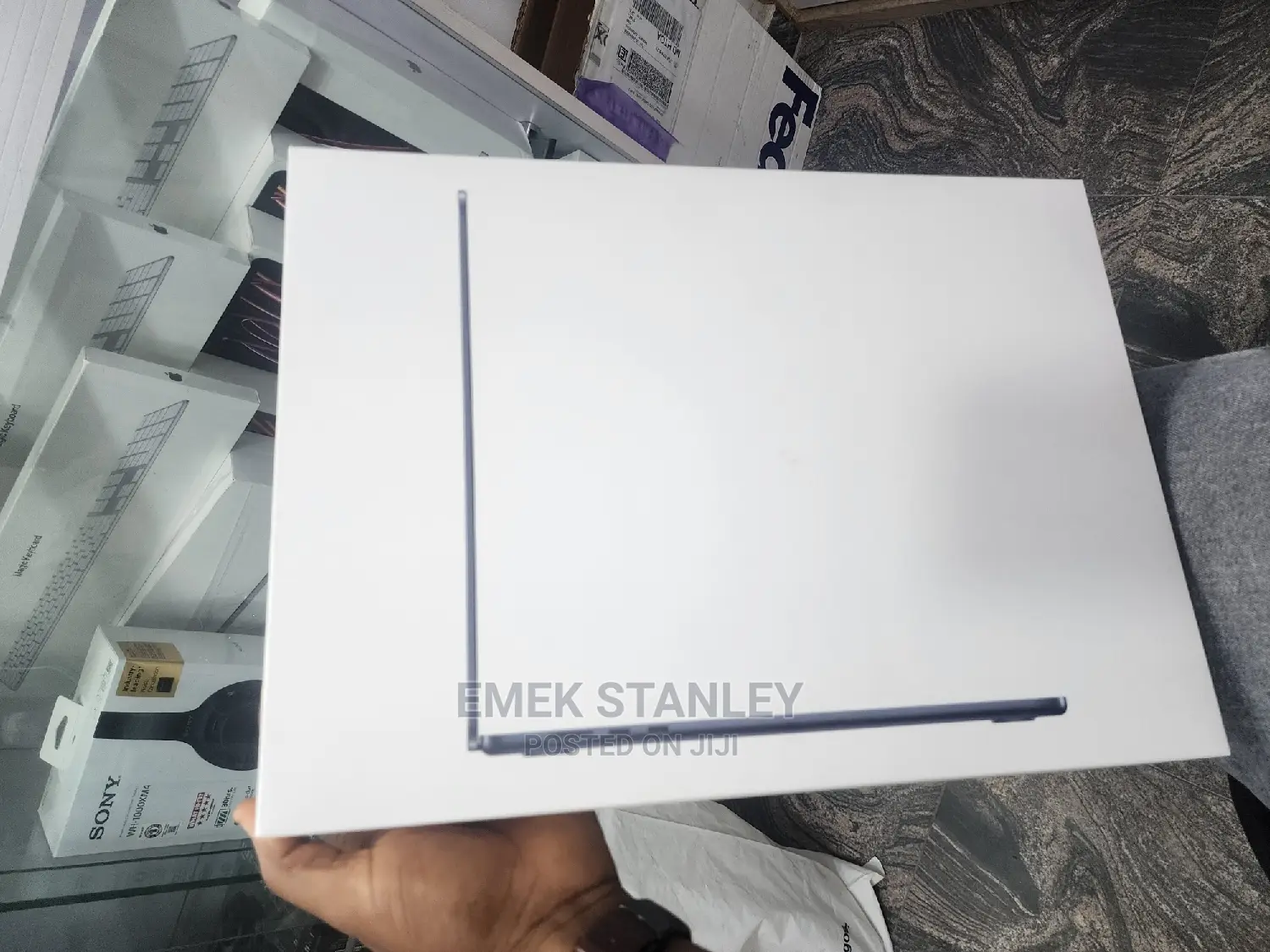 New Laptop Apple MacBook Air 8GB Apple M2 SSD 512GB