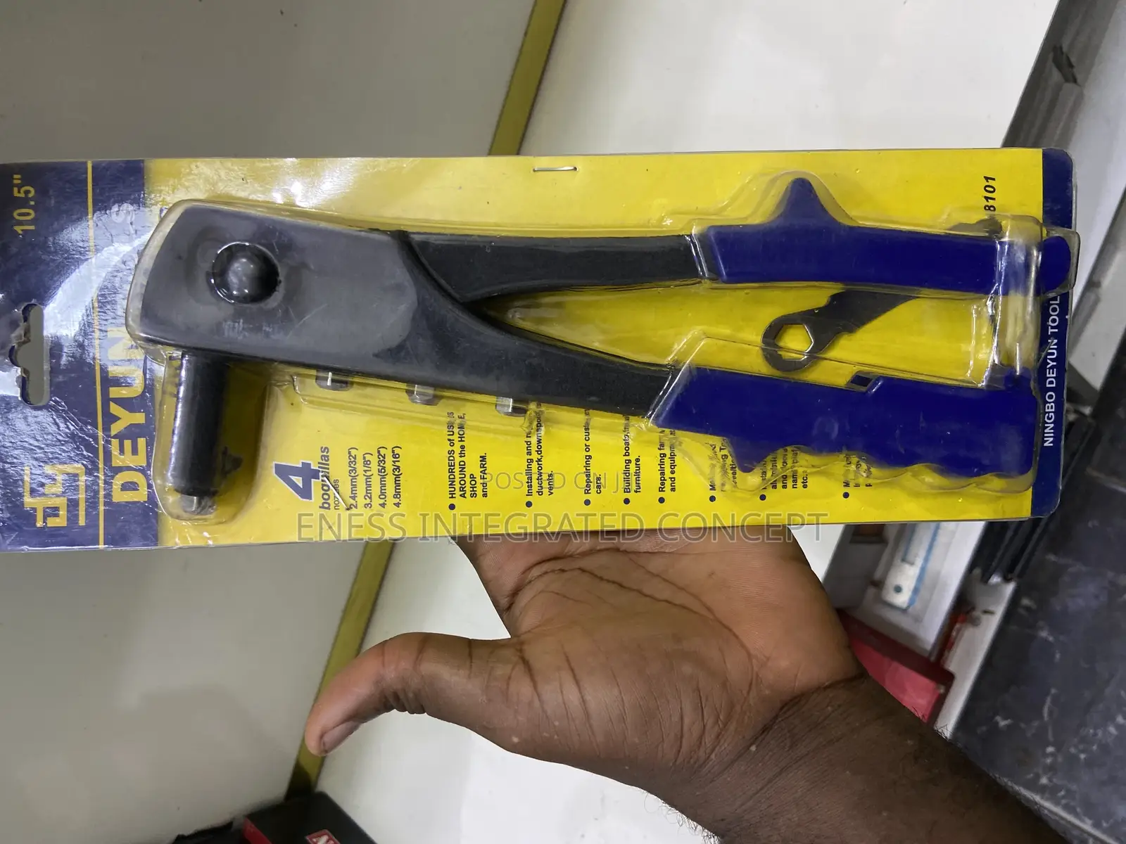 Hand Riveter