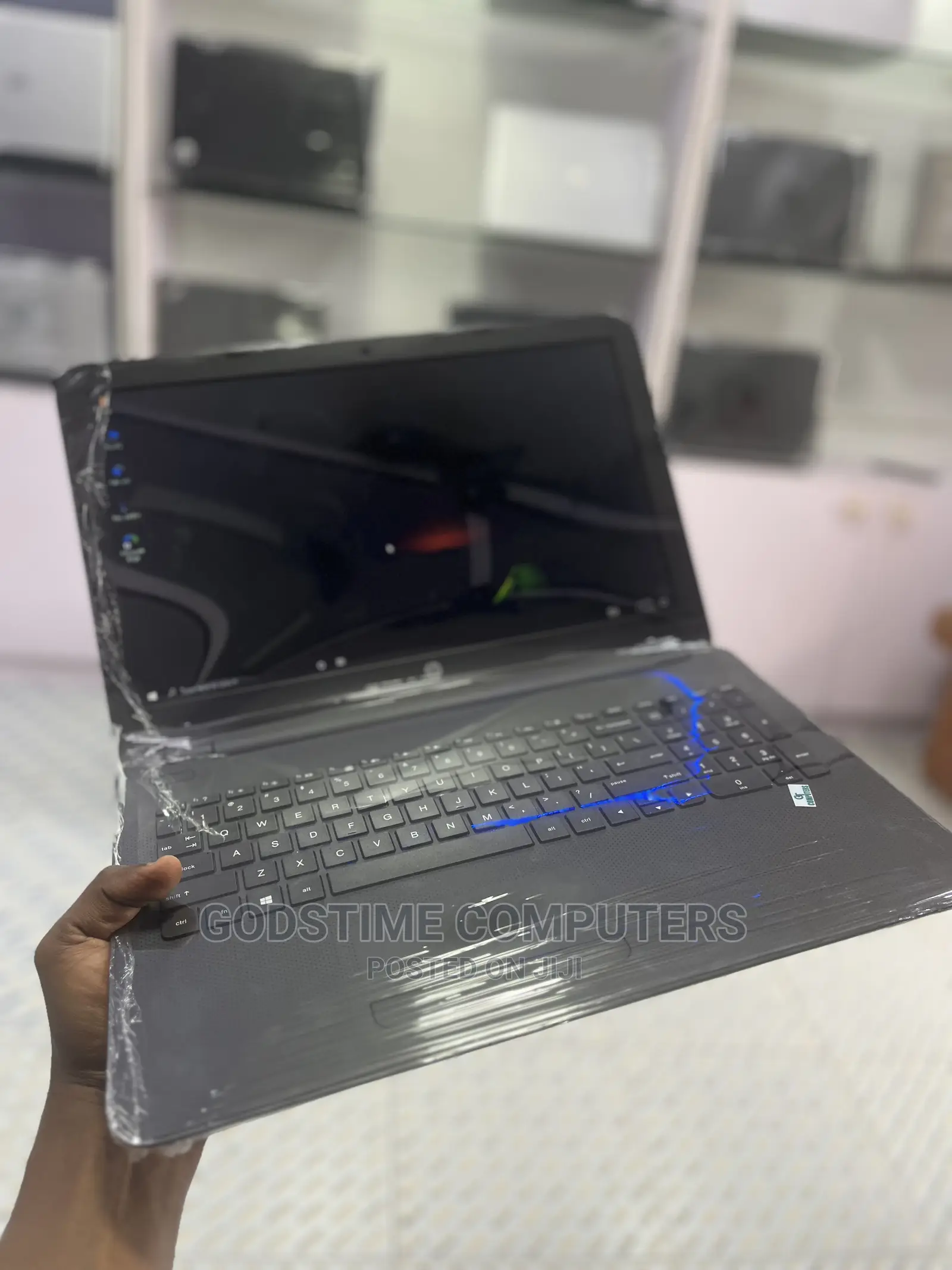 New Laptop HP 250 G4 8GB Intel Core I5 HDD 500GB