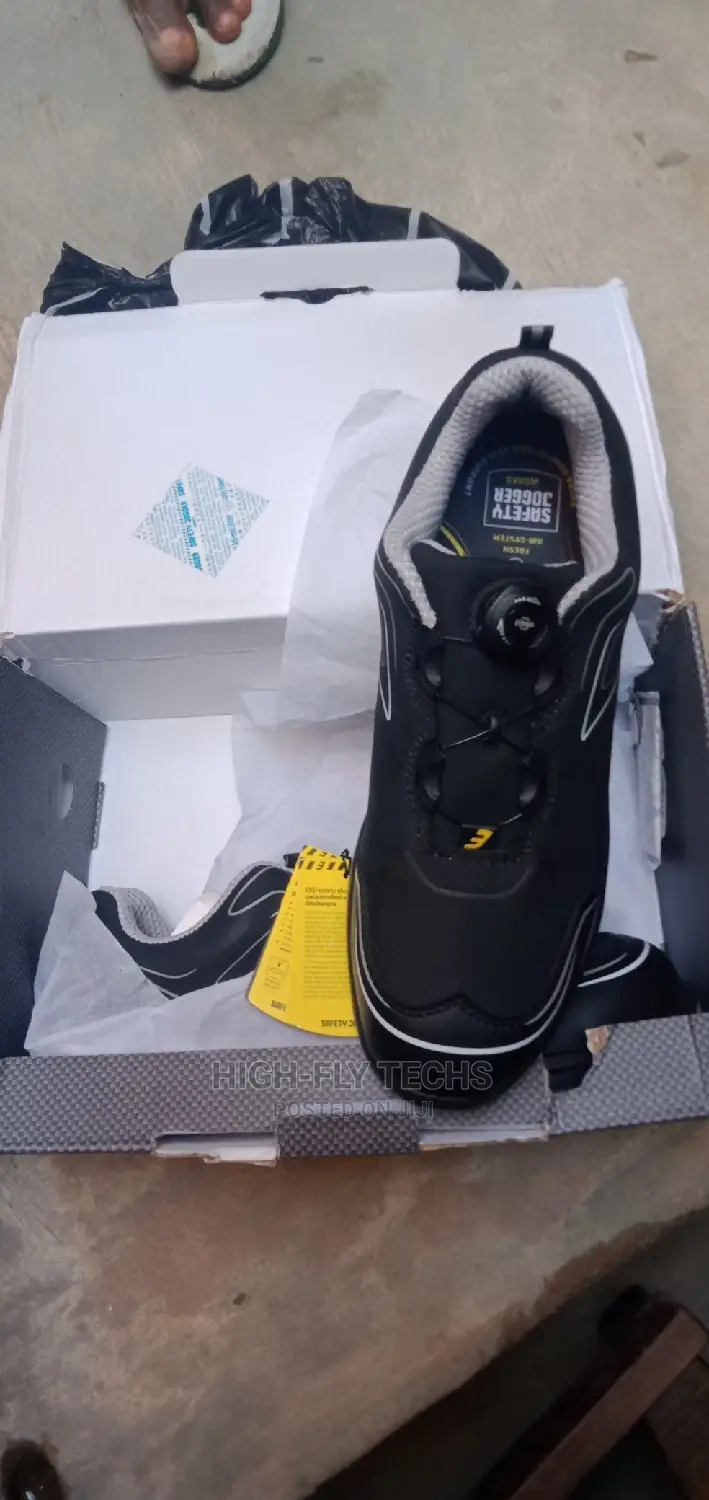 Electronic Static Discharge (ESD) Safety Shoes