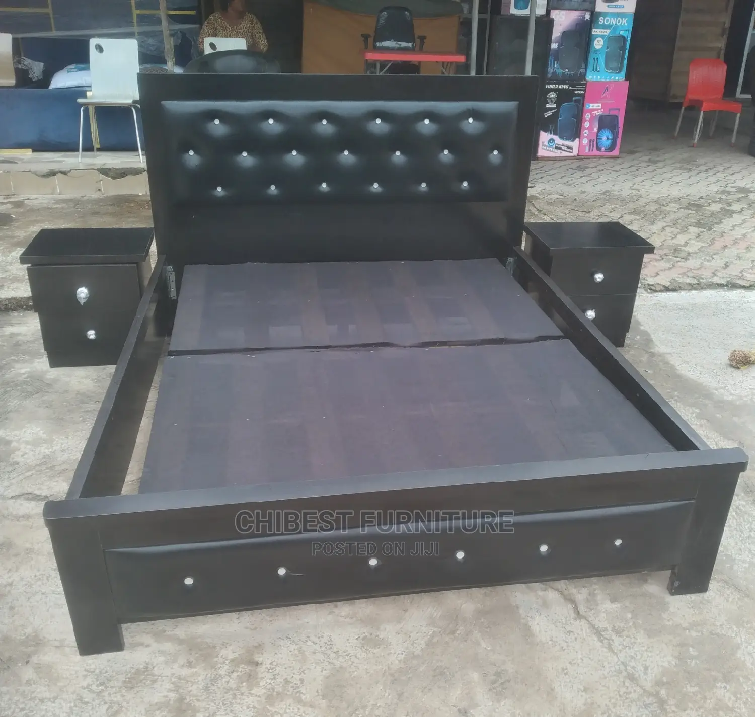 Quality Wooden 5by6 Bed Frame With Two Bed Sides.