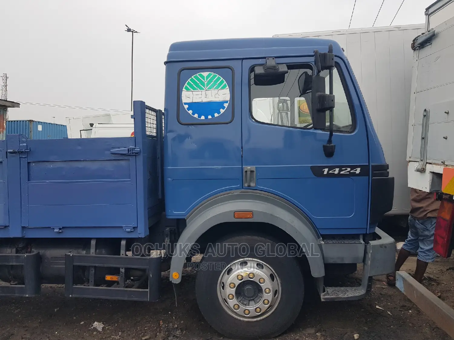 M/Benz Pick Up Van 10bolits 1424 Model