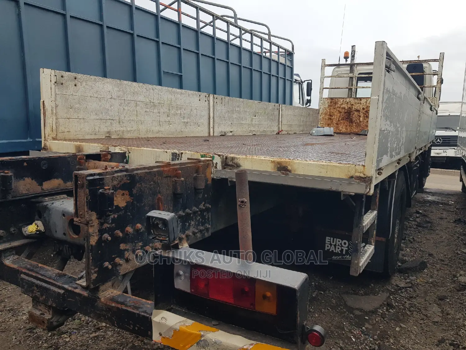 M/Benz Pick Up Van 10bolits 1424 Model