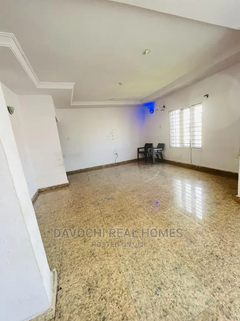 3bdrm Apartment in Oral Estate, Lekki for rent