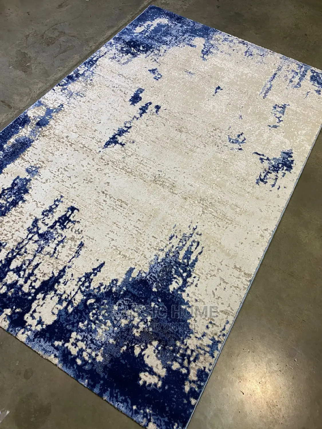 Quality Living Room Designed Super Soft Center Rug.