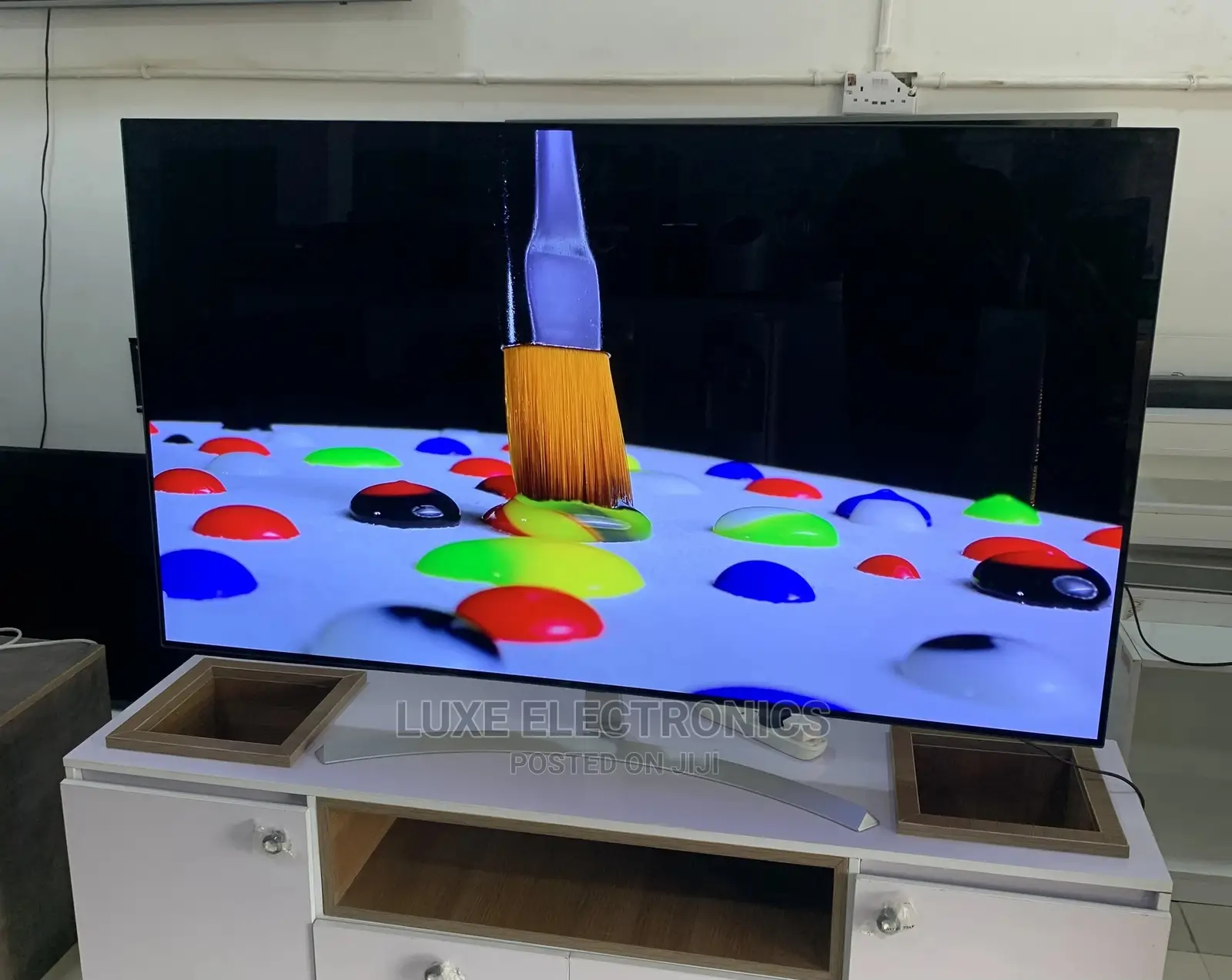 65 Inches Lg Oled 2022 Model With Free Netflix Account