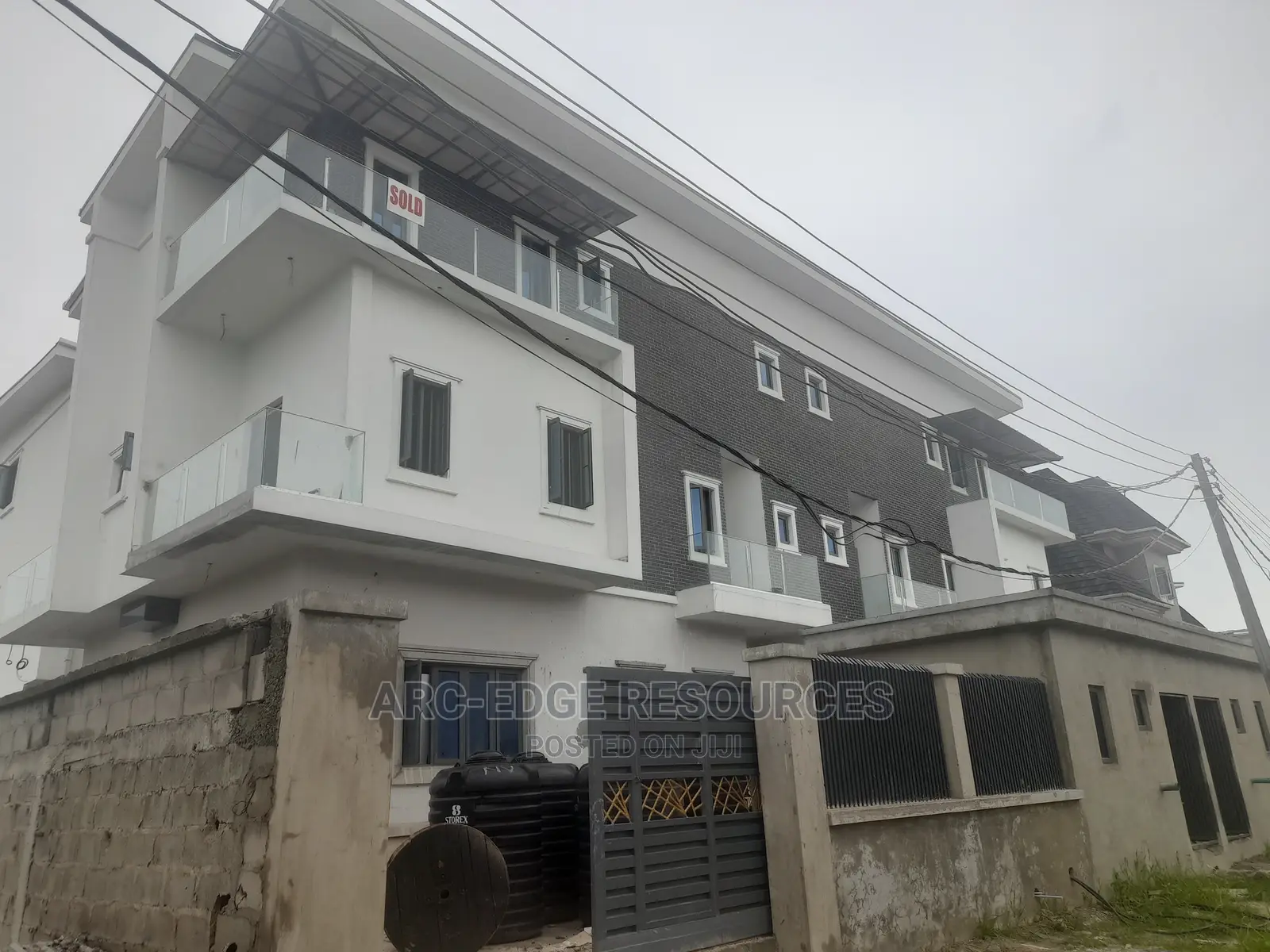 5bdrm Duplex in Festac for sale