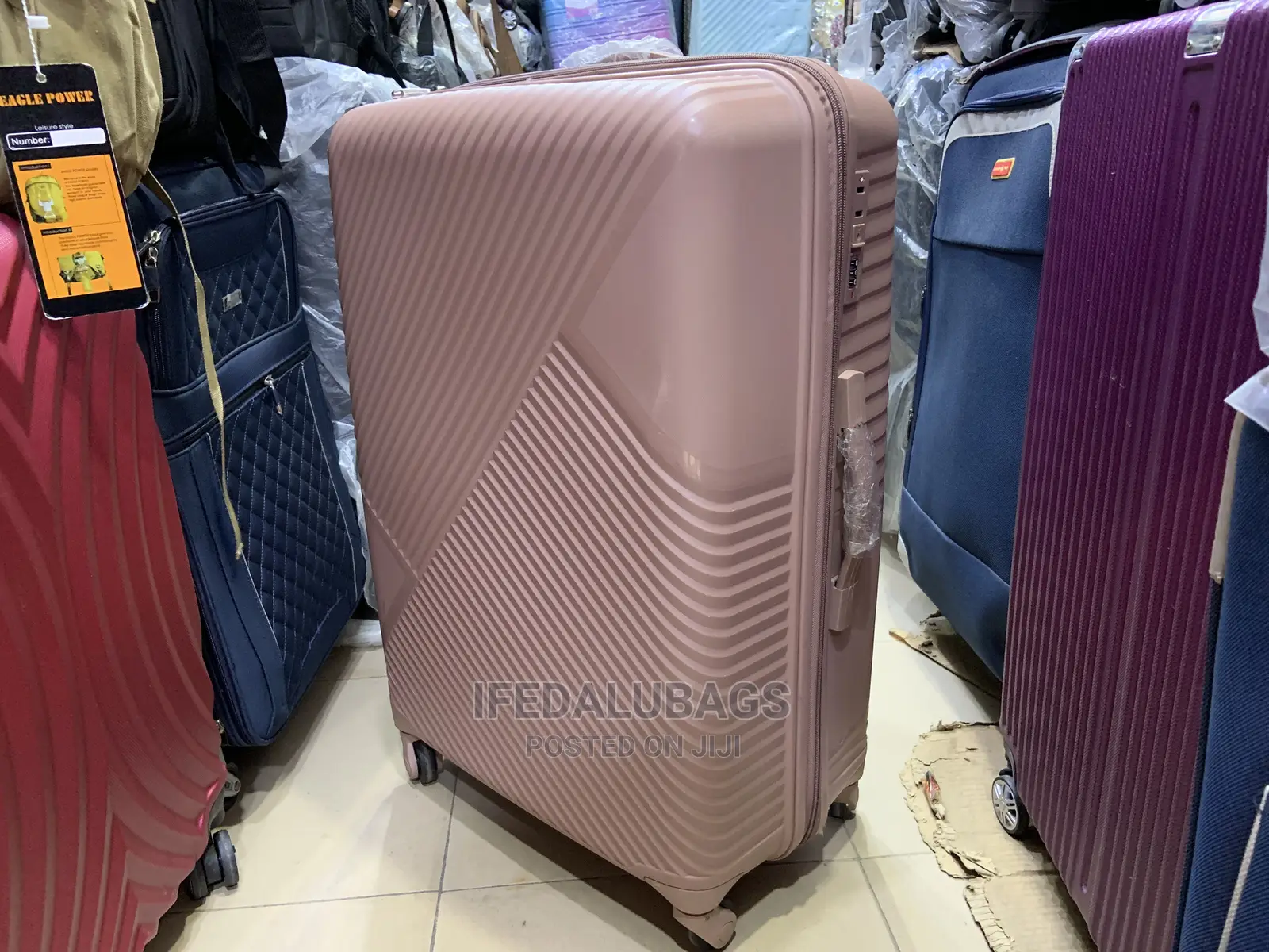 Big Size Quality Unbreakable Plastic Traveling Luggage
