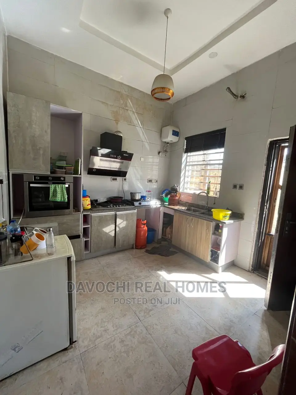4bdrm Duplex in Chevron Drive for rent
