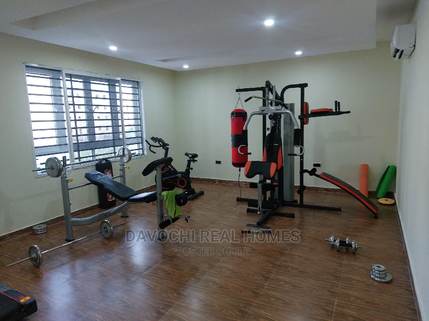 3bdrm Duplex in Chevron for rent