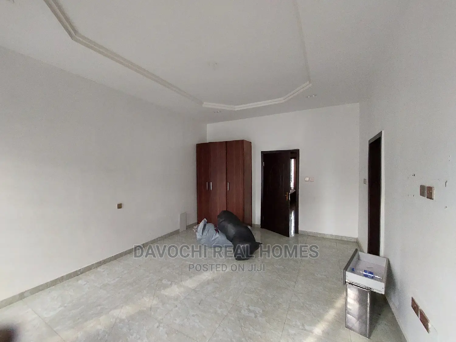 4bdrm Duplex in Immediately After for rent