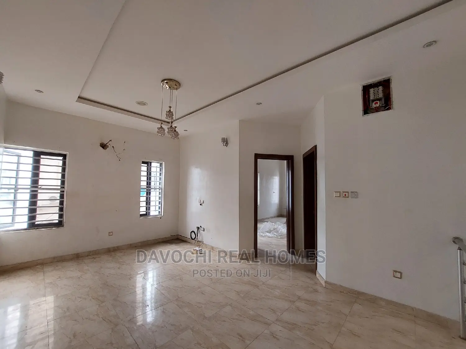 4bdrm Duplex in Orchid Road, Chevron for rent