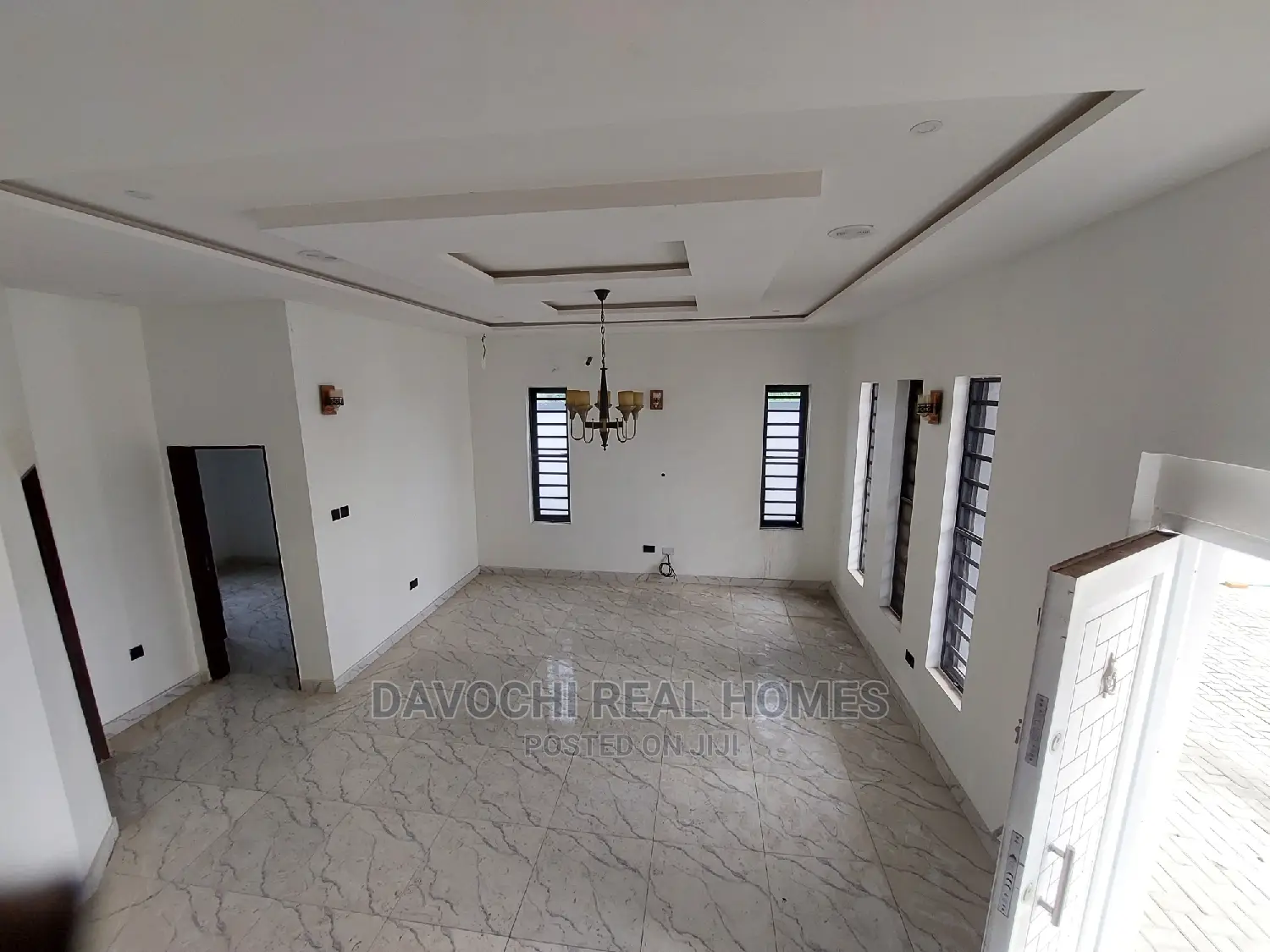 4bdrm Duplex in Second Toll Gate, Chevron for rent