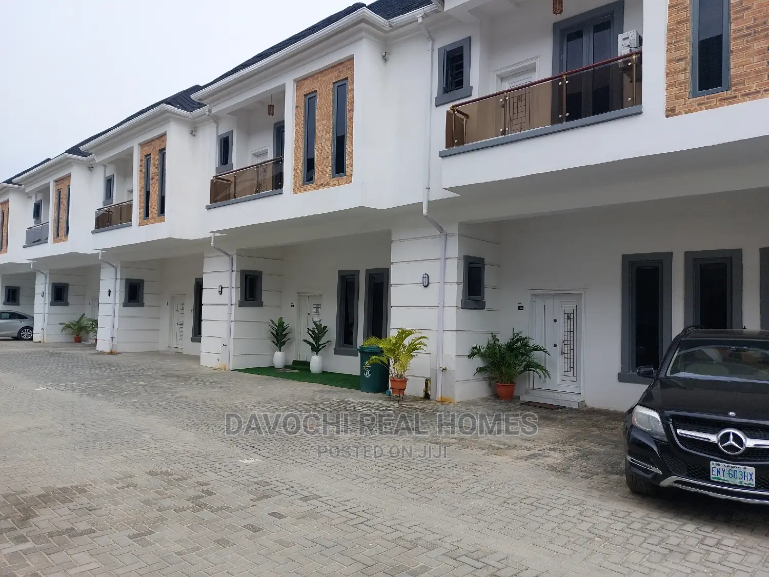 4bdrm Duplex in Chevron, Lekki Phase 2 for rent