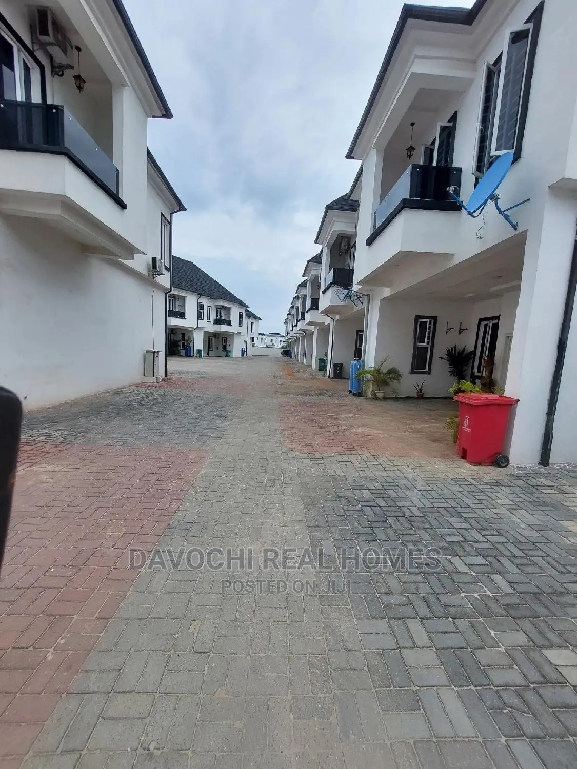4bdrm Duplex in Second Toll Gate, Chevron for rent