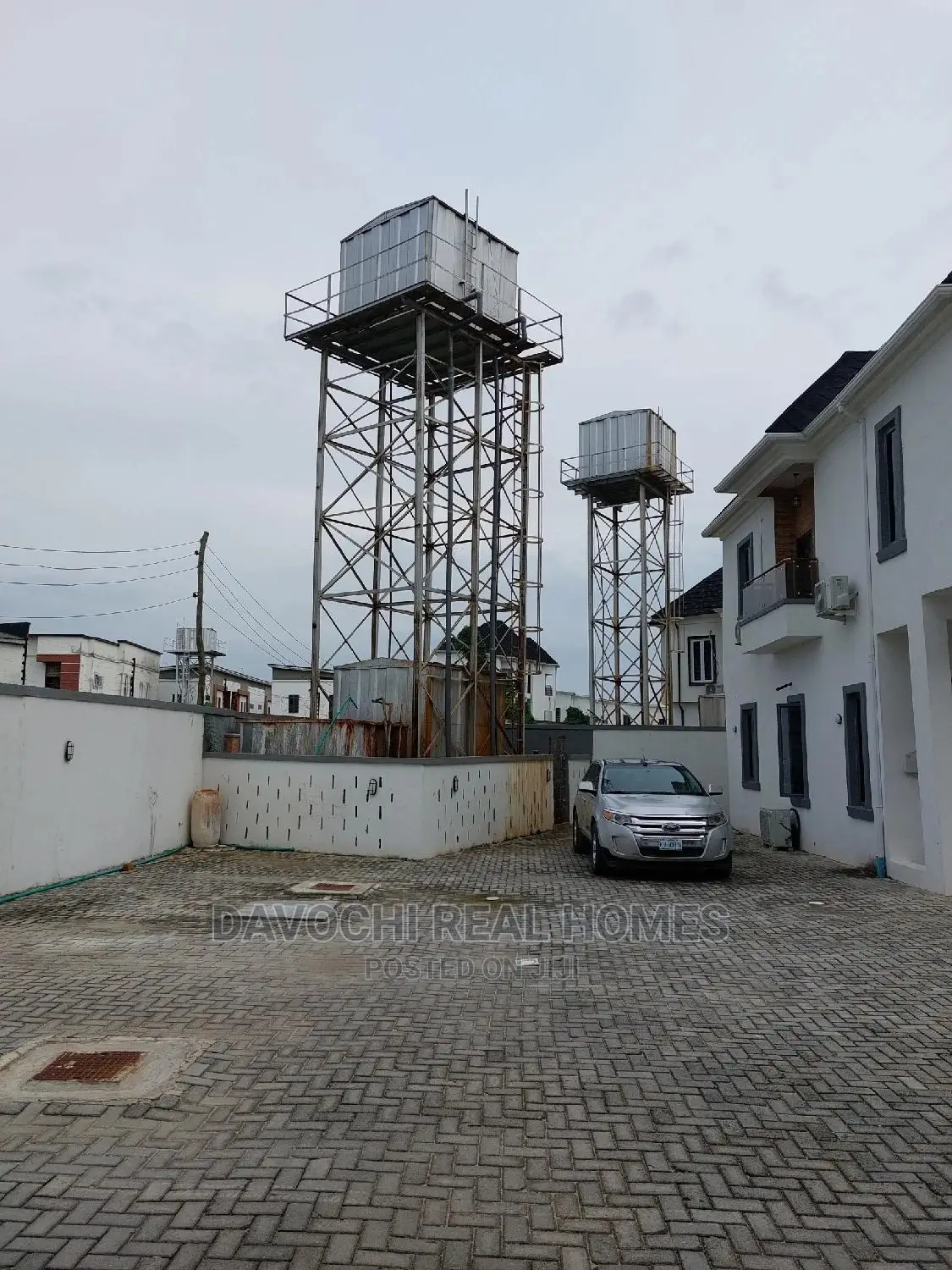 4bdrm Duplex in Second Toll Gate, Chevron for rent