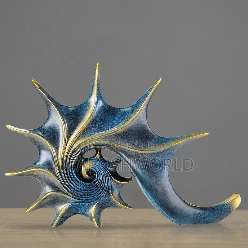 Decorative Figurines
