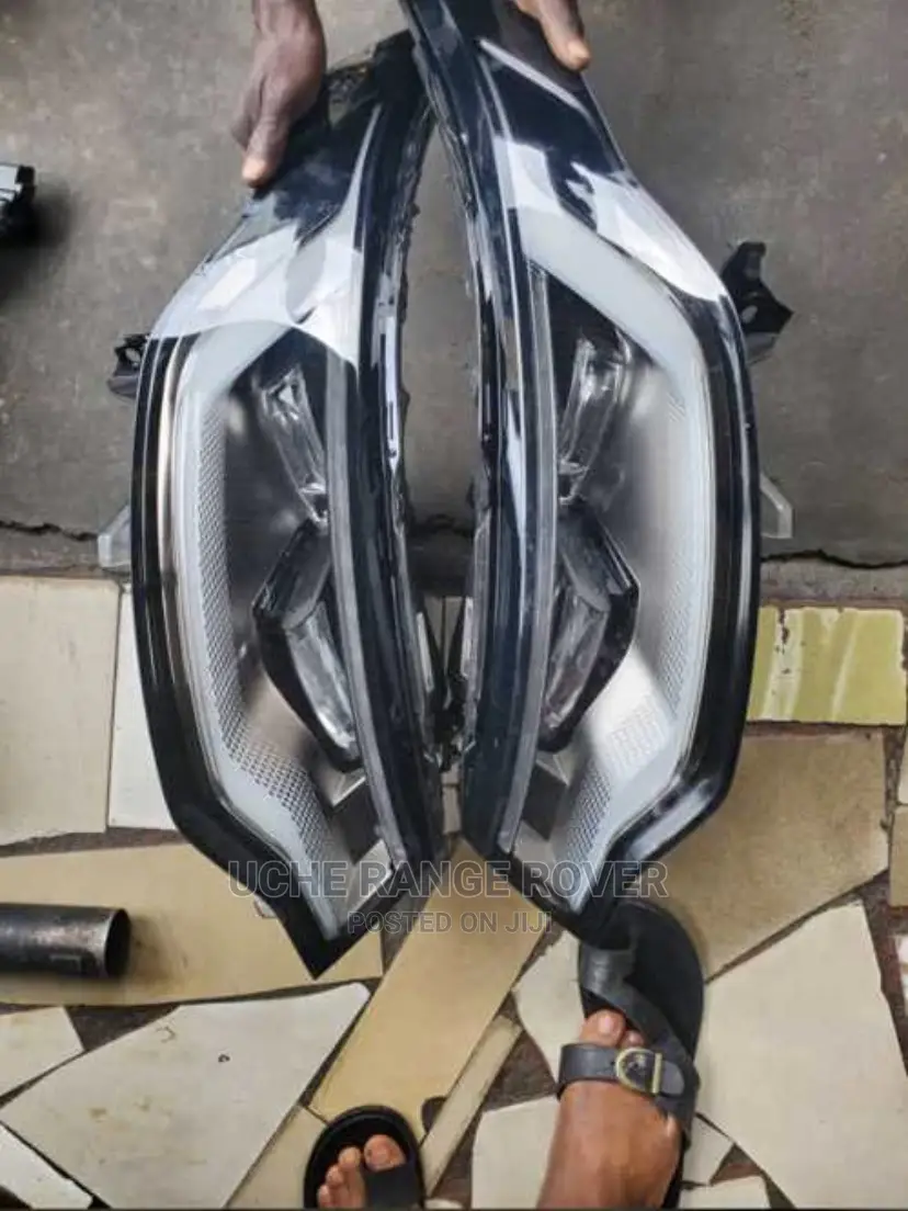 Head Lamps for Range Rover Discovery5 2020
