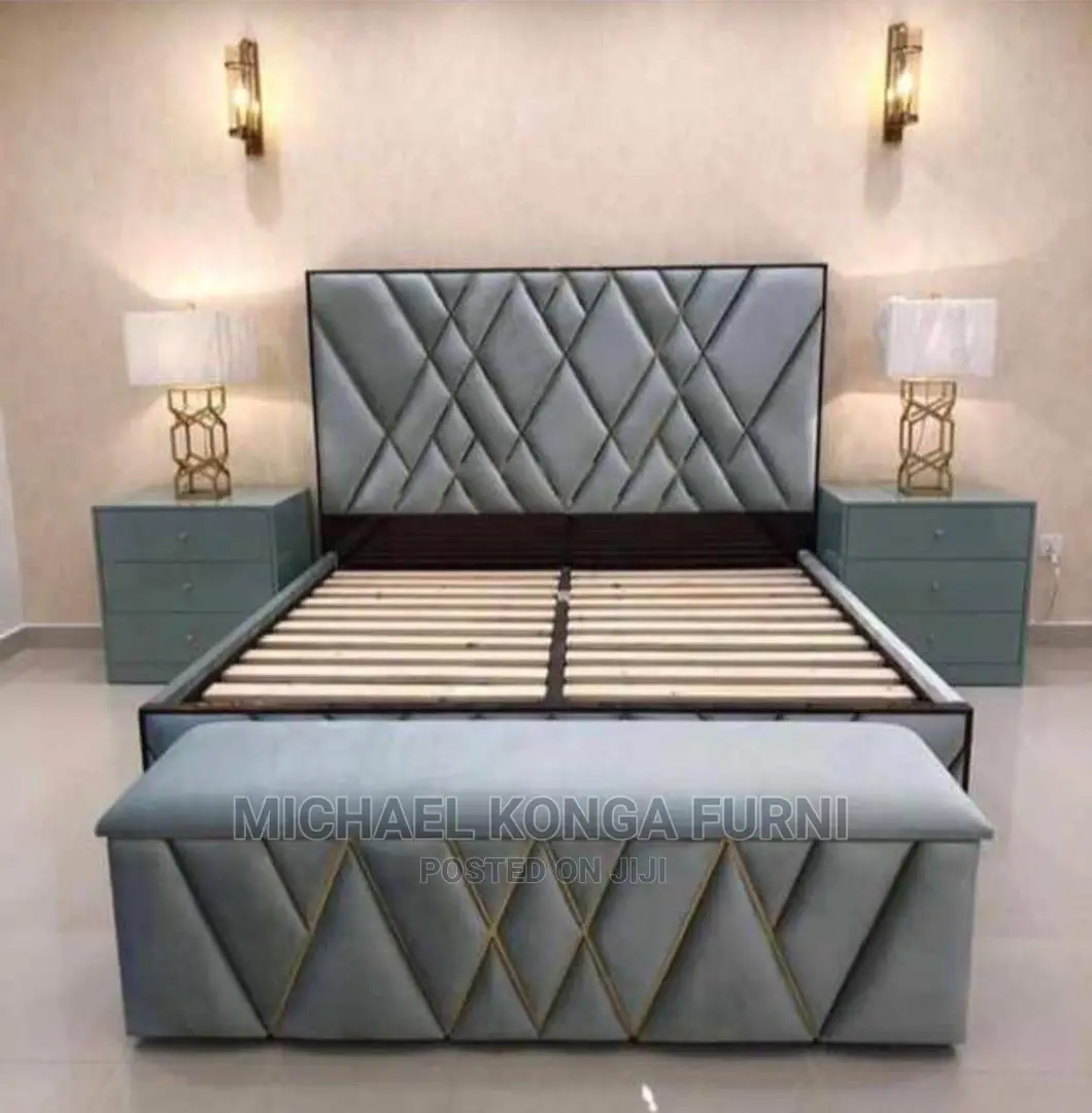 King's Size Padded Bed With Ottoman and 2 Bedside