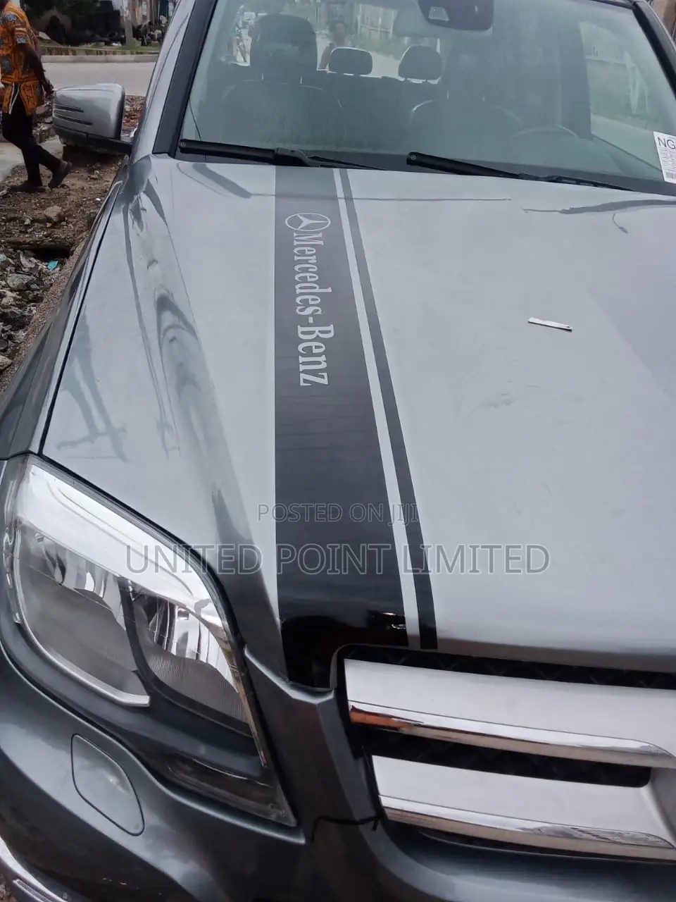 Benz Bonnet Sticker