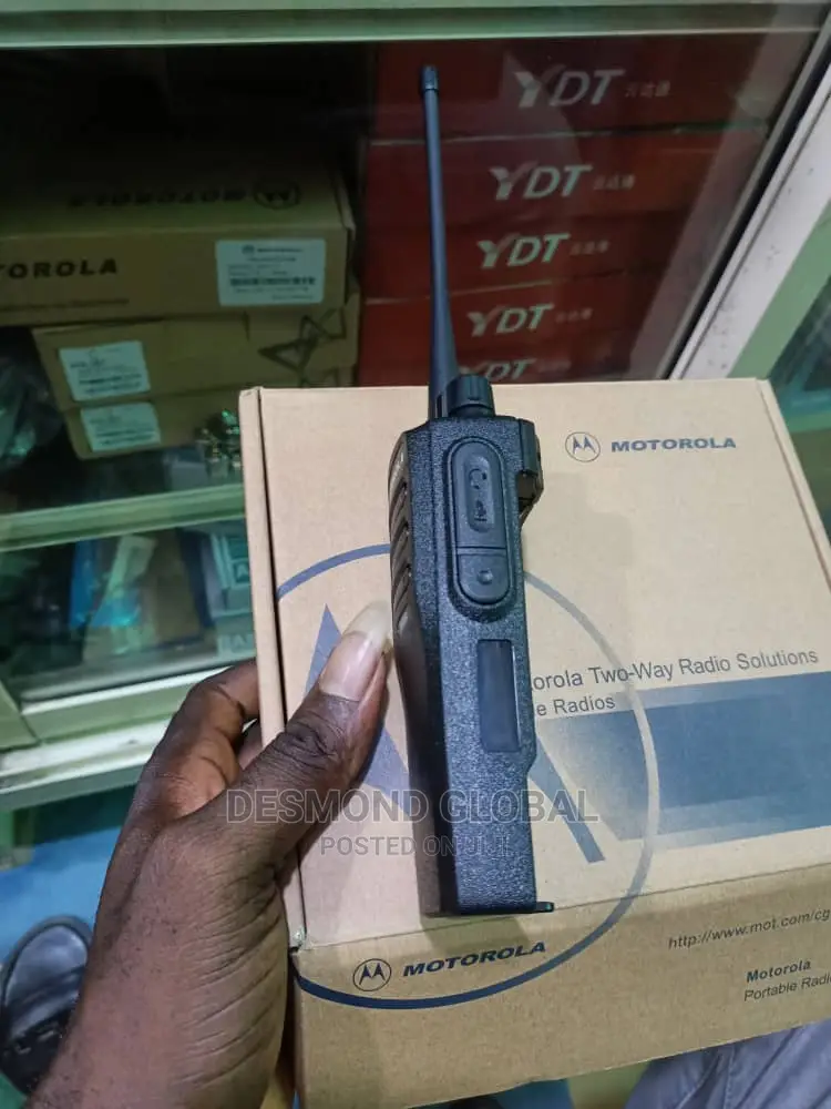 Motorola Dp200d Uhf Walkie Talkies