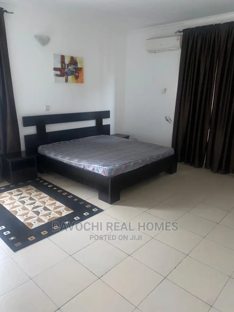 Furnished 3bdrm Apartment in Bourdillon Court, Chevron for rent