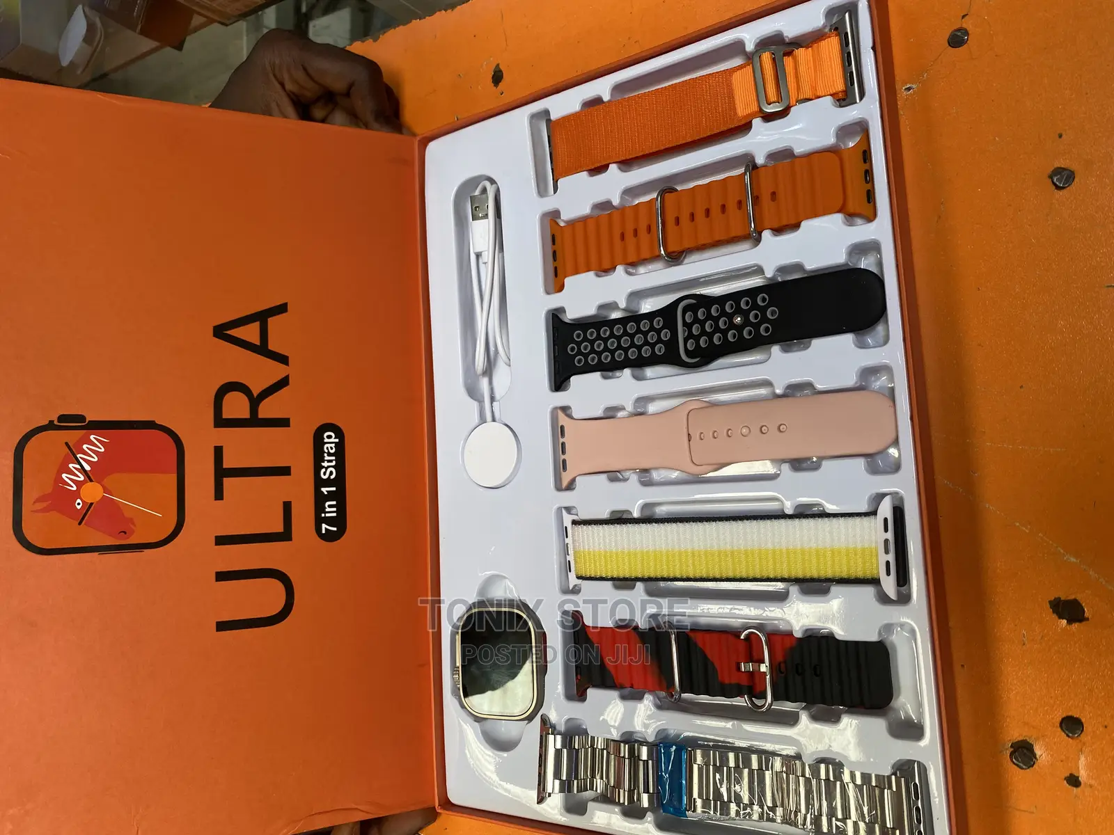 Ultra 8 Smartwatch With 7 Premium Straps