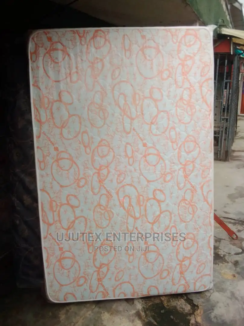 4x8 Diamond Mattress,18 Density It Has One Year Warranty